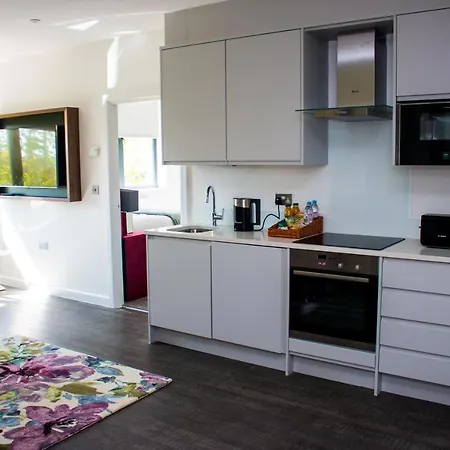 Luxustay Serviced Apartments Milton Keynes Exterior photo